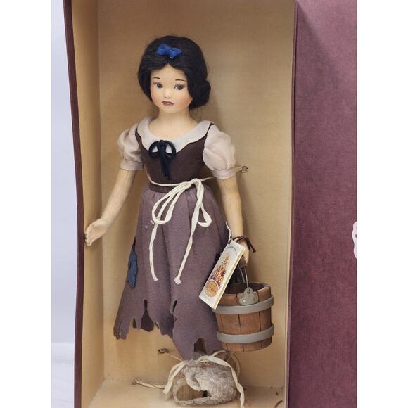 R John Wright Disney Snow White In Rags Princess 0296/1000 Felt Doll Vintage Box - Picture 16 of 16